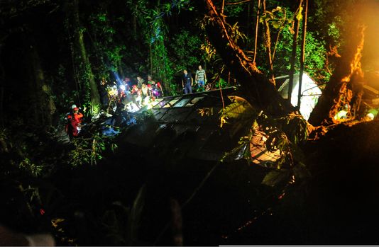 Brésil Au moins 49 morts dans un accident d autocar
